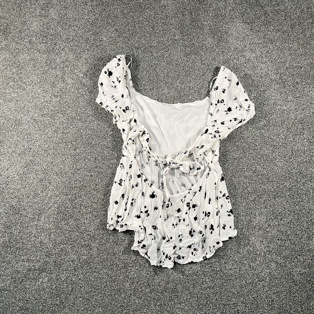 Love Tree Womens Medium White Black Floral Peplum Blouse Puff Sleeve Cottagecore